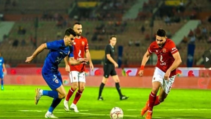 لاعبو الأهلي