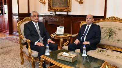 وزيرا الإنتاج الحربي والعمل يتفقان على خطة تعاون في التدريب المهني وتأهيل الشباب
