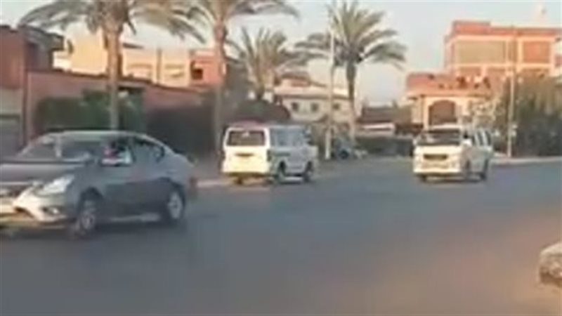 سير سيارة عكس الاتجاه