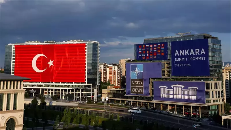 قمة الناتو تنطلق وسط ضغوط ترامب