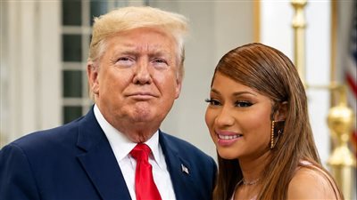 نيكي ميناج تتألق في البيت الأبيض وترامب يشيد بموهبتها علناً