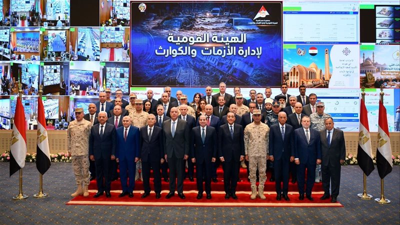 الرئيس عبد الفتاح السيسي وكبار قيادات الدولة 