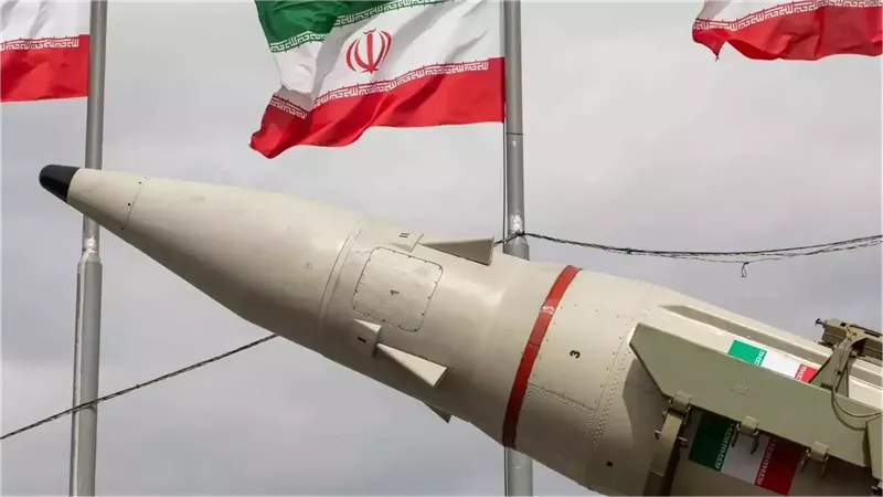مجسم صاروخ إيراني