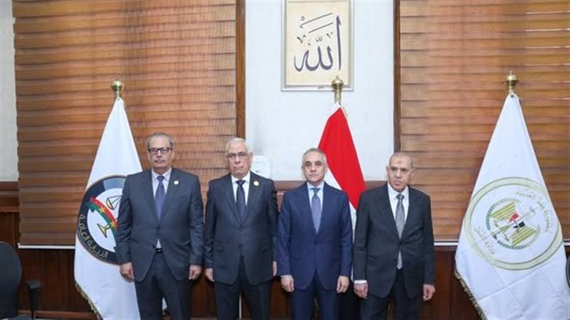جانب من الحدث 