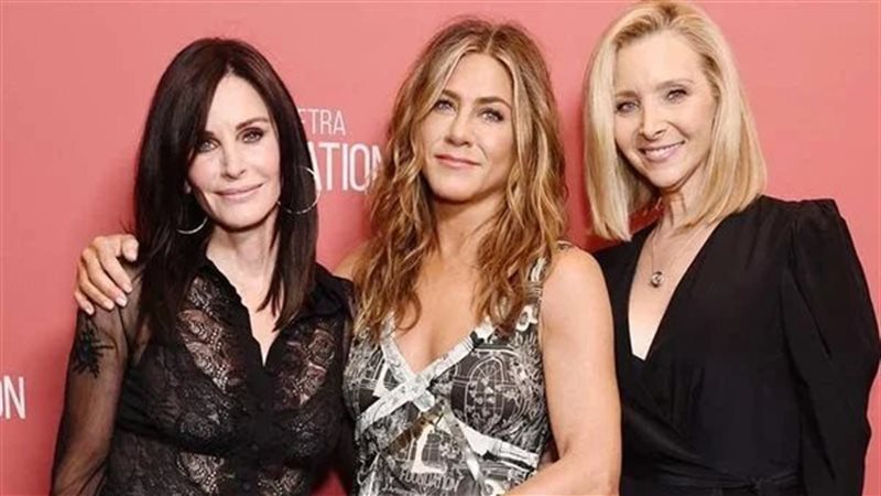 نجمات مسلسل Friends 