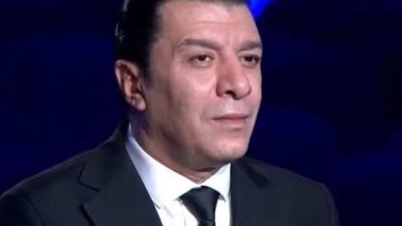 الفنان مصطفى كامل 