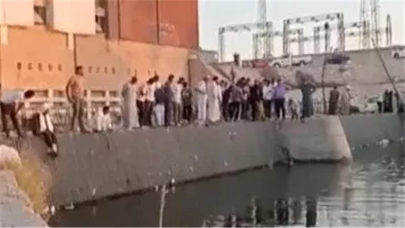 المتهمين 