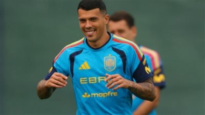 إسبانيا تطمئن جماهيرها بشأن بورو قبل نهائي كأس العالم أمام الأرجنتين