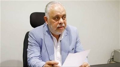 أشرف زكي يدعو لاجتماع عاجل ويوقف أوردرات التصوير لدعم حق الأداء العلني