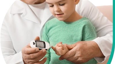 مبادرة صحية جديدة لدعم أطفال السكري في مصر.. أجهزة متابعة حديثة تقلل معاناتهم