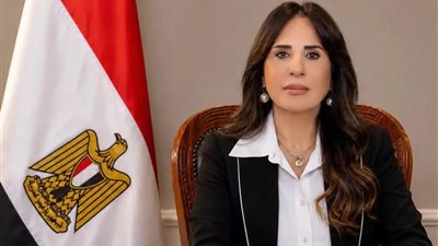 وزيرة الإسكان تتابع سير العمل بعدد من القطاعات الخدمية بمدينة حدائق أكتوبر