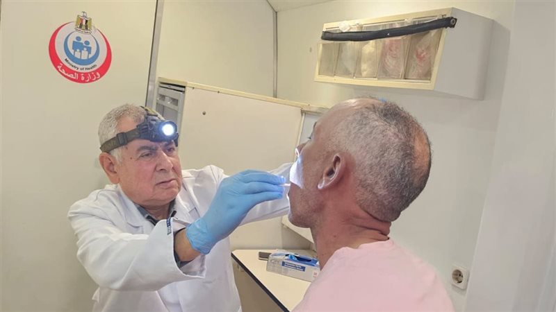 صورة من القوافل الطبية