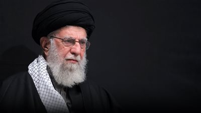 إيران تؤجل مراسم تأبين المرشد الراحل علي خامنئي دون إعلان الأسباب
