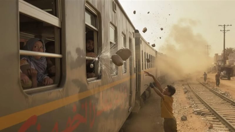 جريمة رشق القطارات بالحجارة 