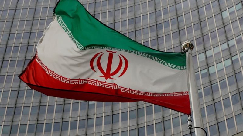 إيران 
