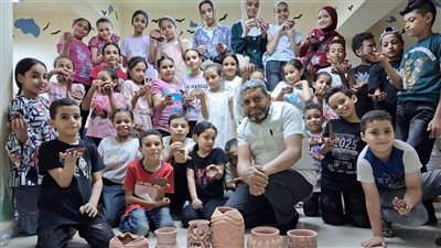 ضمن فعاليات الموسم الصيفي.. إقبال كثيف على الأنشطة الثقافية والفنية بقصر ثقافة أسيوط 