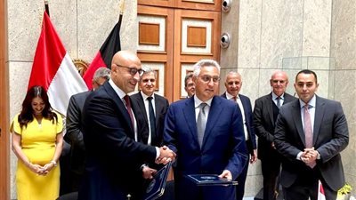 وزير التعليم يوقع بروتوكولًا لإنشاء عشر مدارس مصرية ألمانية للتكنولوجيا التطبيقية 