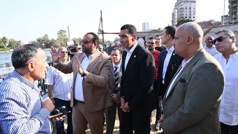 جانب من المتابعة 