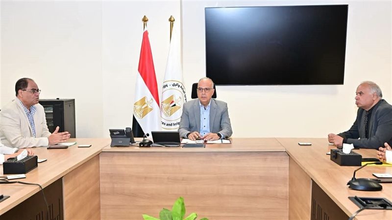 وزير الري 