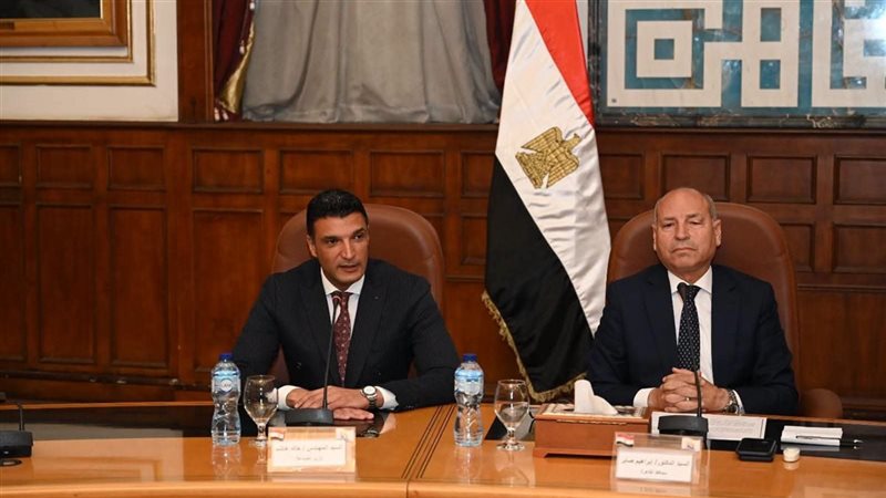 وزير الصناعة 