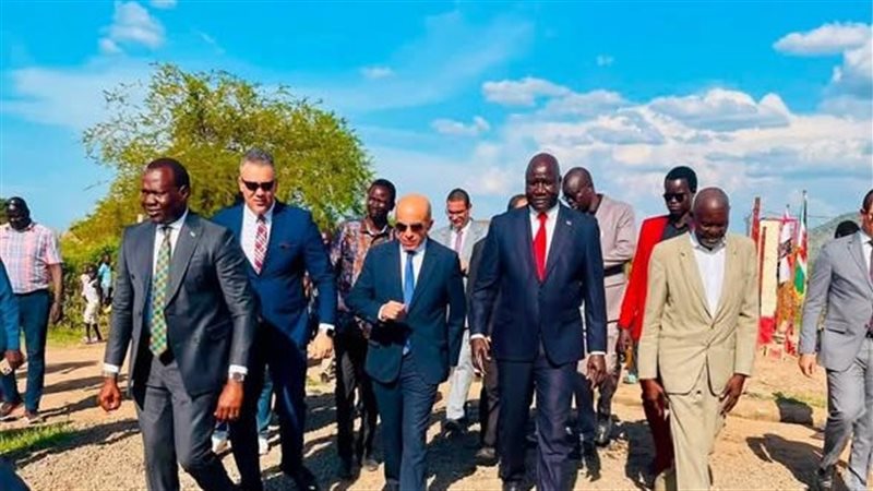 جانب من الافتتاح 