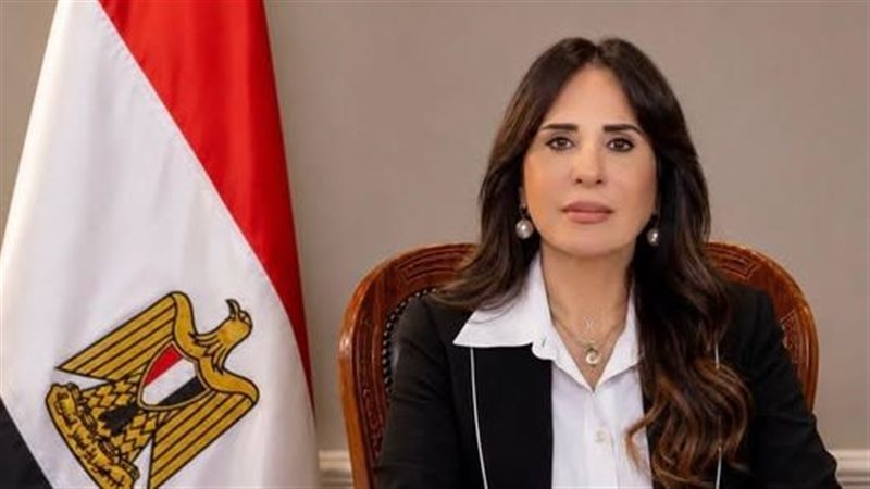 وزيرة الاسكان 