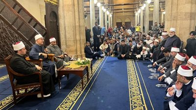 ملتقى الأزهر يحذر من الوقوف على ظاهر النصوص دون فهم معانيها