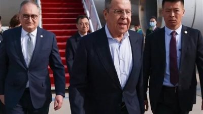 5 ملفات ساخنة في زيارة لافروف للصين