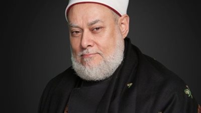 هل يجوز  للزوج التجسس على زوجته ؟ علي جمعة يجيب