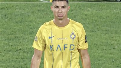 لحظة طرد كريستيانو رونالدو في مباراة الهلال والنصر (فيديو)