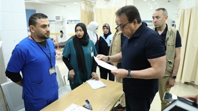 «الصحة»، مرور مفاجئ على 17 مستشفى خلال أيام العيد