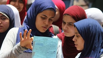 «التعليم» تحدد مواصفات ورقة امتحانات المواد لطلاب الثانوية العامة، تعرف عليها