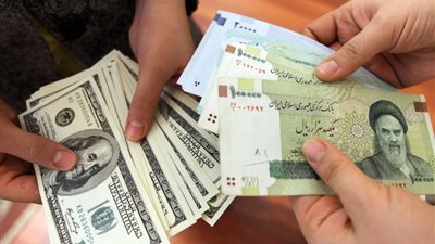 سعر الريال الإيراني، الدولار يسجل 42 ألف ريال بعد حرب إسرائيل وإيران