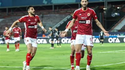 نجم الأهلي يُجري أشعة عاجلة لتحديد موقفه من مواجهة الزمالك المقبلة