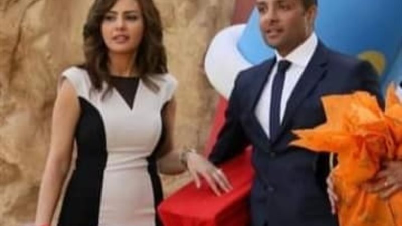 وائل عبد العزيز والنجمة دينا فؤاد