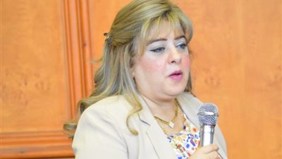 برلمانية: تصديق الرئيس السيسي على قانون «رعاية المسنين» يعزز حقوقهم