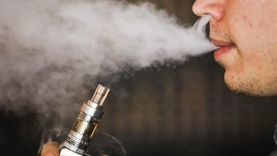 اشتراطات جديدة لأماكن بيع الفيب والتبغ المسخن