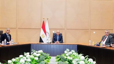 وزير الزراعة:  وضع رؤية مستقبلية لتعزيز قدرات العاملين