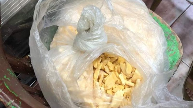 أغذية غير صالحة