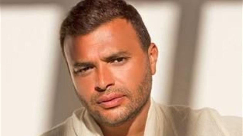 الفنان رامي صبري
