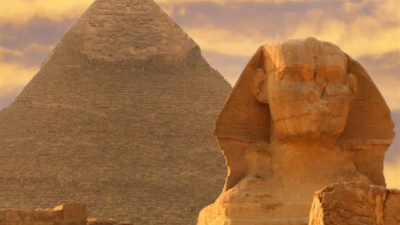 مشروع تطوير الخدمات بمنطقة أهرامات الجيزة