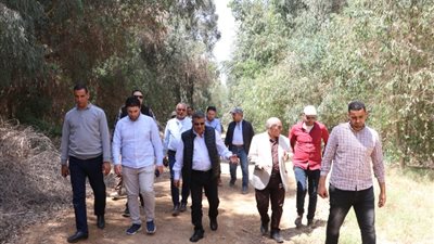 جهاز مدينة السادات يتفقد أعمال رفع كفاءة الطرق ومحطات معالجة الصرف الصحي