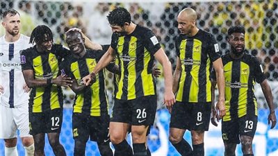اتحاد جدة يحسم الشوط الأول أمام الحزم بهدف نظيف في الدوري السعودي