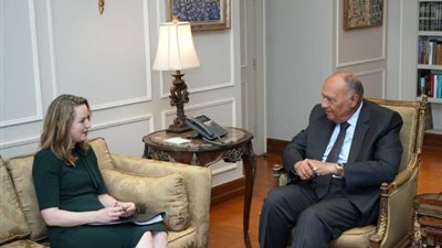 سامح شكري: مصر مصر تواجه تدفقات متزايدة من المهاجرين