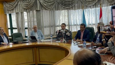 عبد المنعم إمام يسحب قانون الجنازات، والبلشي: وضع ضوابط لتغطية الأعمال الصحفية