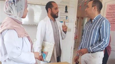 صحة دمياط تحيل 10 عاملين للتحقيق لتغيبهم عن العمل بالبصارطة