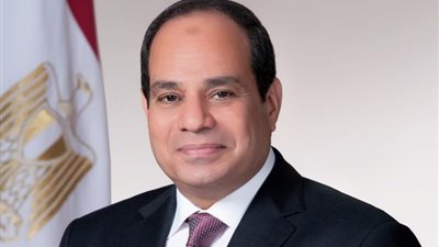 الرئيس السيسي يضع إكليلا من الزهور على النصب التذكاري للجندي المجهول ( فيديو )