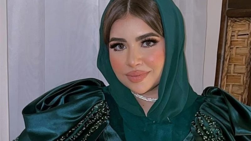 البلوجر نادين طارق