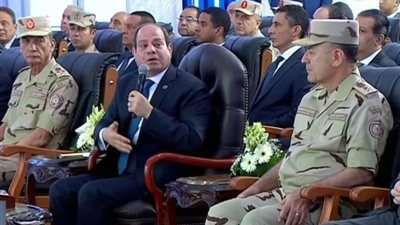 السيسي للمواطنين: اتقنوا التكنولوجيا، ومصر محور رئيسي في التقاء نقل البيانات