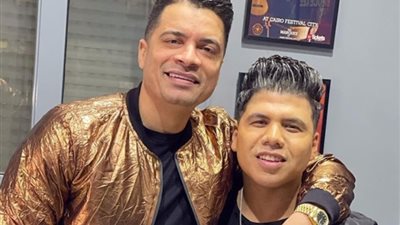 عمر كمال ساخرا من حسن شاكوش: «محدش يعرفك»